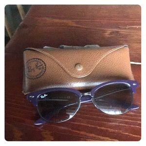 Ray-Ban RB 4132 737/32 2N